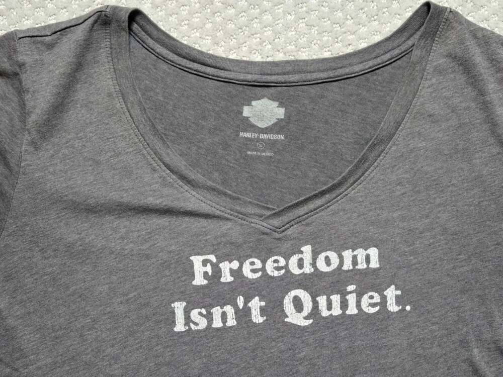 Harley-Davidson Women's Gray V-Neck T-Shirt Freedom Isn't Quiet Size XL